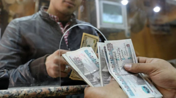 هل يعطّل سعر الدولار صرف الشريحة الجديدة من صندوق النقد؟
